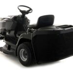 Tractor Cortacésped Con Recolector Alpina AT4 84 A con motor ST 350