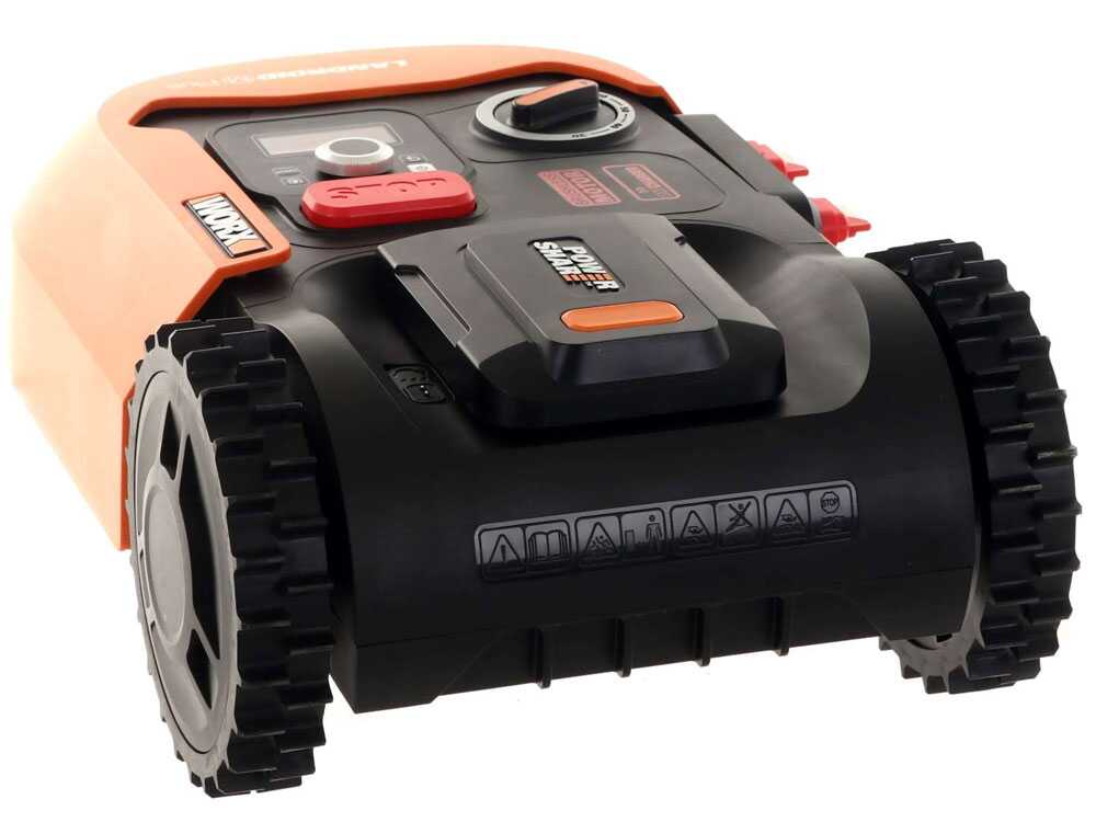 Worx Landroid WR167E - Robot cortacésped con perímetro batería 20V y 4Ah - M700 2.0 Worx Landroid WR167E - Robot cortacésped con perímetro batería 20V y 4Ah - M700 2.0