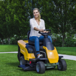 Stiga COMBI 166 Tractor cortacésped Rider - Motor 224 cc - Ancho de corte 66 cm