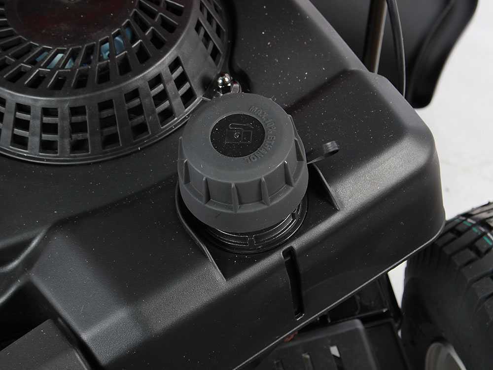 Tractor cortacésped Troy-Bilt TB 60T-R SELECT - Recogedor - Motor 196cc Tractor cortacésped Troy-Bilt TB 60T-R SELECT - Recogedor - Motor 196cc