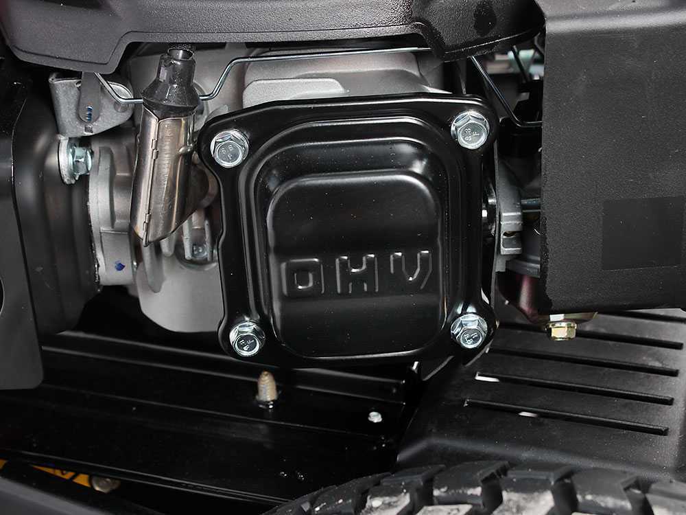 Tractor cortacésped Troy-Bilt TB 60T-R SELECT - Recogedor - Motor 196cc Tractor cortacésped Troy-Bilt TB 60T-R SELECT - Recogedor - Motor 196cc