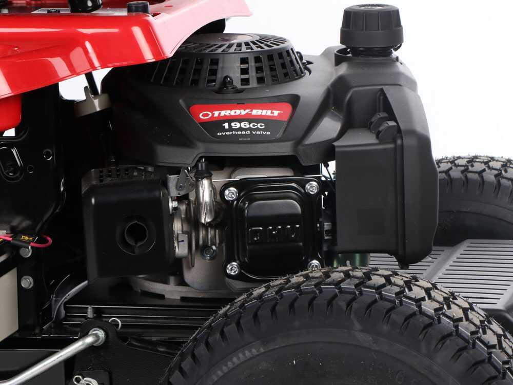 Tractor cortacésped Troy-Bilt TB 60T-R SELECT - Recogedor - Motor 196cc Tractor cortacésped Troy-Bilt TB 60T-R SELECT - Recogedor - Motor 196cc